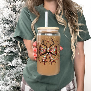17oz bamboo lid tumbler - glitter sequin bow Christmas cup gift
Glitter holiday tumbler - festive bow and reindeer glass cup for Christmas gifts
Christmas coffee glass tumbler - reusable glitter bow and reindeer design