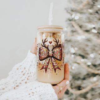 17oz Christmas coffee tumbler glass - Glitter bow reindeer antlers holiday kitchen gifts bamboo lid straw - Sequin design
Dishwasher safe Christmas glass tumbler 17oz - Glitter sequin reindeer bow holiday drinkware bamboo lid straw