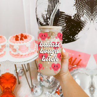 Wholesale trendy glass cups for stylish Galentine’s Day gifts.
Empowering 20oz glass tumblers for wholesale women’s Valentine’s Day gifts.