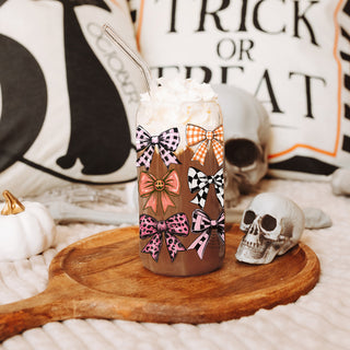 Cottagecore fall tumbler
Feminine autumn drinkware
Coquette fall decor
Aesthetic bow collection