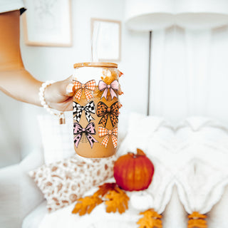 Bow lover fall tumbler
Romantic fall coffee cup
Soft girl autumn gift
Coquette style fall decor
TikTok aesthetic drink glass