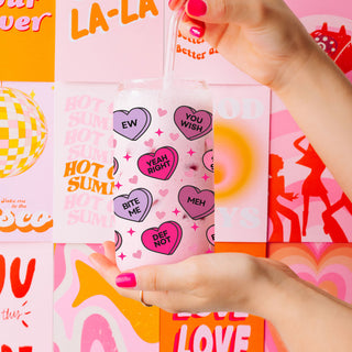 Wholesale sites for Single women Valentine’s Day glass cup ideas.
Funny Valentine’s Day tumblers with cute designs.
Hilarious candy heart-themed coffee mugs for laughs.