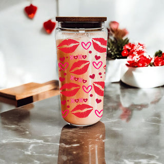 Chic wholesale 20oz glass cups with red lips, hearts, and XOXO graphics.
Modern wholesale glass cups with XOXO, red lips, and hearts for Valentine’s Day.
20oz glass tumblers with red lips and heart designs for wholesale orders.