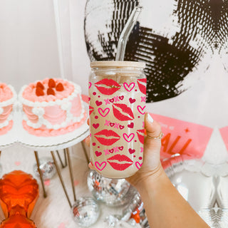 Wholesale 20oz glass cups with red lips and pink XOXO graphics for Valentine’s Day.
Bold red lips and heart designs on 20oz glass cups for a fun Valentine’s gift.
Pink and red XOXO graphic 20oz glass cups for stylish Valentine’s Day gifting bulk.