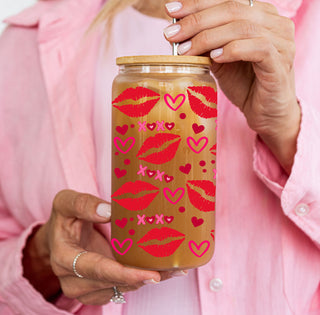 20oz glass tumblers with bold red lips and heart graphics for Valentine’s Day wholesale.
Eye-catching 20oz glass cups with XOXO, hearts, and red lips for a unique gift.
Flirty and fun 20oz glass cups with red lips, hearts, and XOXO for her special day bulk.