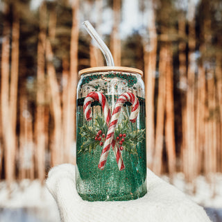 Wholesale Christmas stocking stuffers candy cane holly tumbler 17oz - Holiday traditional glass cup bamboo lid gift
Festive holiday coffee cup – glass tumbler with candy cane and wreath design