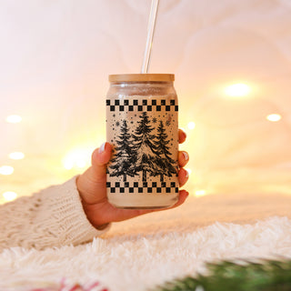 Wholesale Christmas farmhouse tumbler - rustic retro tree glass cup with bamboo lid
Holiday glass tumbler with vintage Christmas tree design - reusable eco cup
Christmas party cup idea - retro glass tumbler with holiday tree print