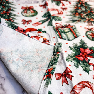 Wholesale festive dish towel with ornaments trees and santa pattern
christmas towel detailed holiday icons seasonal decor
holiday kitchen towel with christmas greenery and gifts
festive towel with red bows candy canes and ornaments
christmas dish towel with festive holiday details