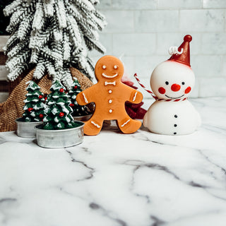 Wholesale Gingerbread man candle
gingerbread candle
gingerbread man with candy cane
flameless gingerbread shaped candles