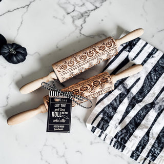 Wholesale Halloween cookie roller for sugar cookies
pumpkin rolling pin flat lay kitchen styling
engraved rolling pin baking cookies Halloween
Halloween baking tool gift for mom
wooden pumpkin rolling pin farmhouse kitchen decor
Halloween baking accessory cookie roller