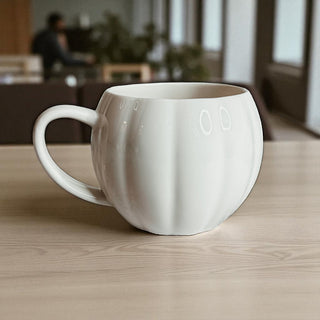 White Ceramic Pumpkin Mug for Fall Coffee and Tea Lovers
Microwave Safe Pumpkin Coffee Mug with Ribbed Design
