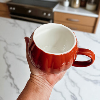 Handmade autumn pumpkin coffee cups - seasonal kitchen decor accessories
Morning coffee pumpkin mugs - fall kitchen essentials in ceramic white and orange