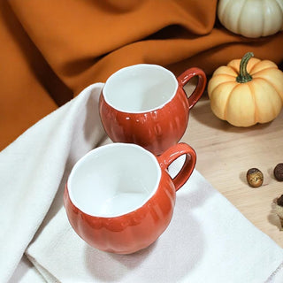 Classic Orange Pumpkin Coffee Cup for Halloween
Perfect Fall Coffee Mug for Pumpkin Spice Lattes