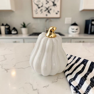 neutral home decor gift white pumpkin set
gift for minimalist home lovers white pumpkins
autumn gift idea white pumpkin decor set
seasonal decor gift white ceramic pumpkins
modern home gift white pumpkin gold detail
elegant fall decor gift neutral pumpkin styling
unique fall gift white pumpkin minimalist decor