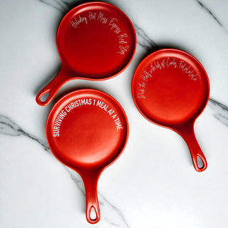Christmas kitchen reality
Holiday mess manager
Holiday kitchen truth teller
Christmas chaos coordinator
Funny holiday host gift
Christmas kitchen humor
