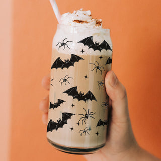 halloween hostess gift glass
spooky housewarming tumbler
bat pattern thank you gift