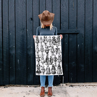 black and white horror clown towel for halloween home décor
scary doll illustration towel hanging on oven handle
creepy circus clown halloween flour sack cotton towel
spooky doll and balloon clown halloween dishcloth