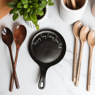 Porcelain cooking accessories
Handthrown kitchen tools
Artisanal ceramic gifts Wholesale USA
Artisan ceramic kitchen tools