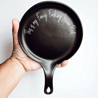 Studio pottery kitchen
Handcrafted porcelain decor
Contemporary kitchen tools
Minimalist spoon holder
Bulk Ceramic kitchen art piece