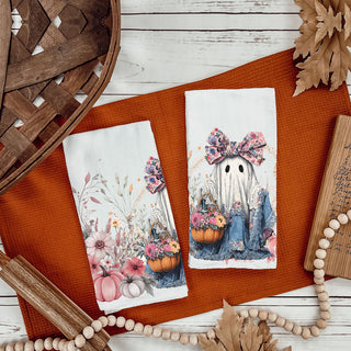 feminine ghost design towel for october brunch hosting
floral ghost and pumpkin patch towel for girly halloween
romantic boho ghost towel with blush florals and greenery