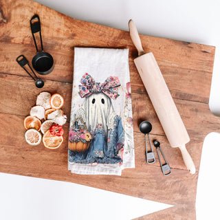 pastel halloween ghost towel for neutral boho décor
pretty ghost and flowers towel for october kitchen styling
pink cottagecore ghost towel for whimsical fall décor