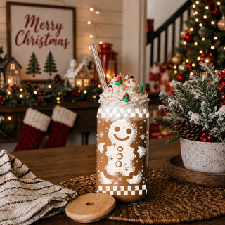 Retro Christmas glass cup 17oz with bamboo lid - Vintage gingerbread tumbler with glass straw - Holiday drinkware gift
Retro gingerbread glass tumbler with bamboo lid and straw - Christmas holiday cup
Christmas kitchen gift – 17oz glass tumbler with retro holiday gingerbread design