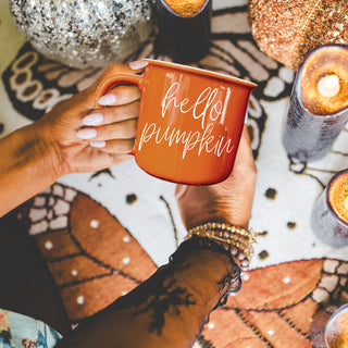 hello pumpkin coffee cup for autumn obsessed women
bright orange mug for pumpkin spice season
hello pumpkin ceramic mug with white script lettering