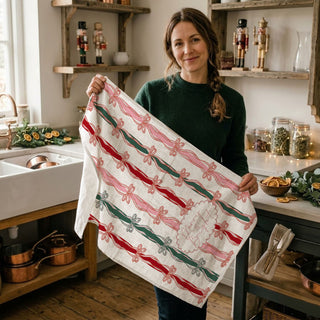 Bow aesthetic Christmas kitchen decor
Bow coquette Christmas kitchen linens
Coquette bow Christmas kitchen essentials
cute girly christmas kitchen decor towel pink bows aesthetic
merry bright holiday towel ribbon stripe pattern kitchen decor
pink christmas aesthetic kitchen towel with bows and script text
christmas hand towel with red green ribbon stripes and bows