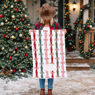 christmas kitchen towel gift idea for women holiday baking decor
festive kitchen towel for christmas hosting and decorating
cute holiday dish towel for christmas party kitchen decor
christmas baking towel with festive ribbon bow pattern
holiday kitchen decor towel merry and bright theme