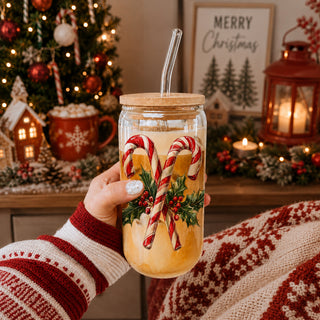 sparkly Christmas wreath drinkware gift
Christmas nostalgia drinkware glass tumbler 17oz - Candy cane holly bamboo lid - Holiday traditional coffee cup
Holiday kitchen gift – festive glass cup with Christmas wreath and candy canes
Classic holiday tumbler - glass Christmas cup with candy cane and holly leaves