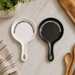 Mom's Kitchen | Black or White