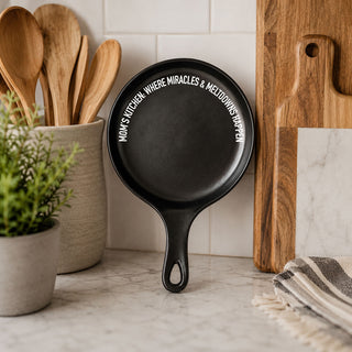 Mom's Kitchen | Black or White