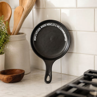 Mom's Kitchen | Black or White