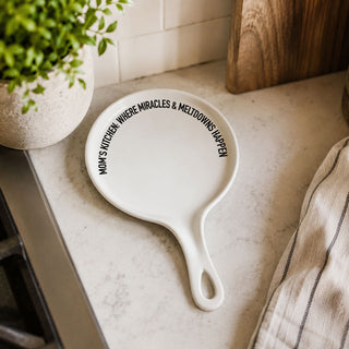 Mom's Kitchen | Black or White