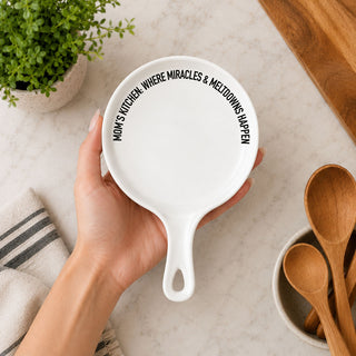 Mom's Kitchen | Black or White