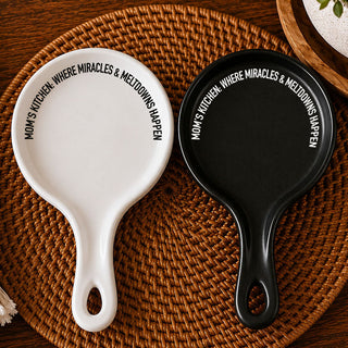 Mom's Kitchen | Black or White