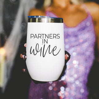 Mom humor partners wine tumbler
Unique design friendship accessories
Hand designed wine drinkware
Mom friend wine accessories in bulk