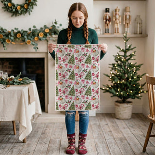 festive pink holiday kitchen towel for baking and decorating
girly christmas decor towel vintage santa aesthetic
unique pink santa christmas towel for kitchen styling
nostalgic pink christmas kitchen towel with santa face pattern