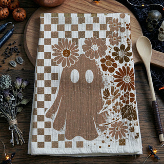 boho halloween kitchen towel skull pattern for open shelving
skull and ghost decor towel for haunted farmhouse sink
retro skull print cotton towel for alternative fall décor