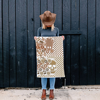 Wholesalers for brown checkered ghost towel for farmhouse halloween kitchen
retro skull kitchen towel with daisy flowers and checks
neutral halloween hand towel with retro ghost illustration