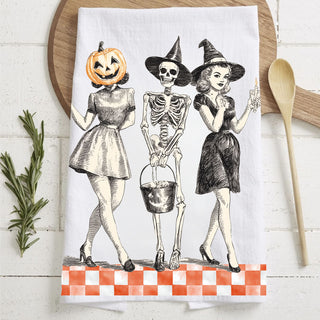 Wholesale vintage halloween kitchen towel with pumpkin head woman skeleton and witch
retro halloween dish towel with orange checkered border and ghouls
pumpkin head lady skeleton and witch vintage tea towel
classic halloween pin up witch towel for fall kitchen décor