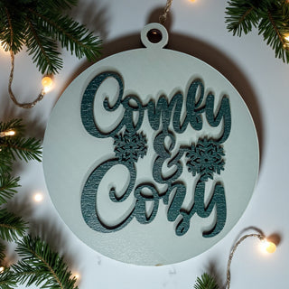 Silver and green christmas decorations
Green and silver christmas tree decor